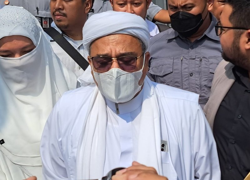 Habib Rizieq Shihab - HOLOPIS